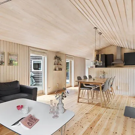 4800-ronne-stampen-vej-2-hus-24 Ferienhaus Rønne